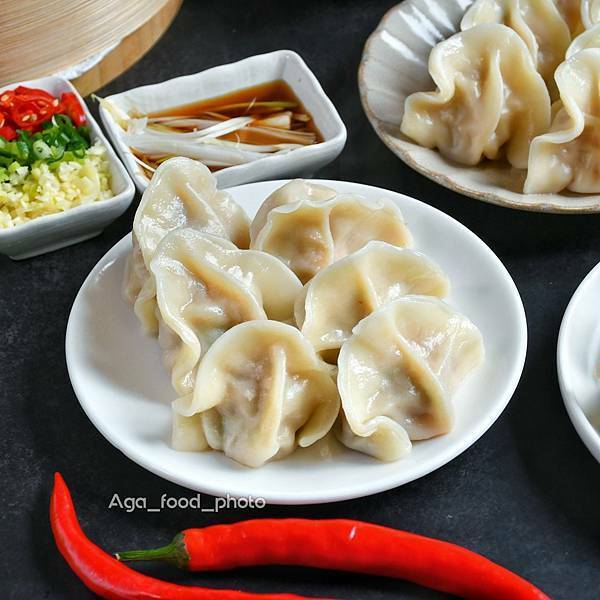 【人氣冠軍冷凍水餃】曾餃子 | 招牌剝皮辣椒水餃，台北必吃美食，高蛋白低醣千張雞肉水餃