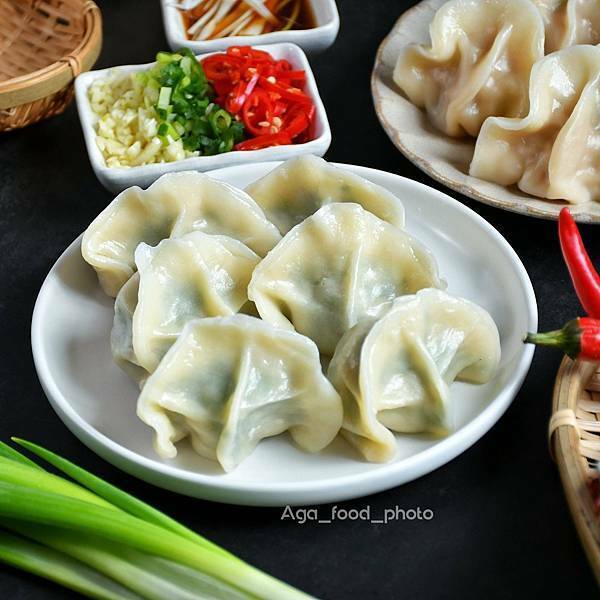 【人氣冠軍冷凍水餃】曾餃子 | 招牌剝皮辣椒水餃，台北必吃美食，高蛋白低醣千張雞肉水餃