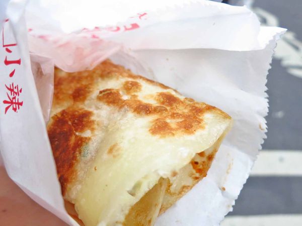 【新莊美食】蔥燒Q餅-不是蔥油餅也不是捲餅