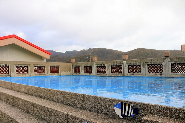 和美國小：【新北市貢寮景點】和美國小~漁村校園吹著海洋風