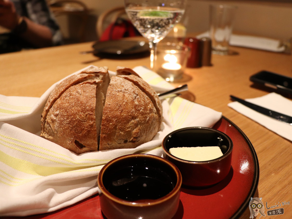 QUE原木燒烤松山車站-16.jpg QUE原木燒烤松山車站-16.jpg