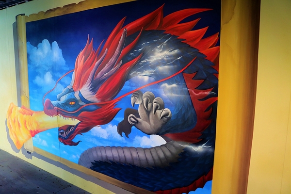 B12文創特區:【彰化員林景點】B12文創特區~工業風的藝術裝置主題,3D立體動物彩繪,鐵皮屋結合複合式餐飲