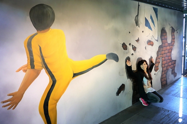 B12文創特區:【彰化員林景點】B12文創特區~工業風的藝術裝置主題,3D立體動物彩繪,鐵皮屋結合複合式餐飲