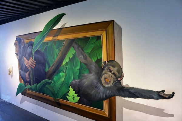 B12文創特區:【彰化員林景點】B12文創特區~工業風的藝術裝置主題,3D立體動物彩繪,鐵皮屋結合複合式餐飲