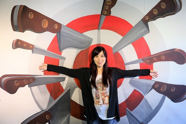 B12文創特區:【彰化員林景點】B12文創特區~工業風的藝術裝置主題,3D立體動物彩繪,鐵皮屋結合複合式餐飲