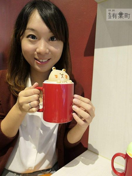 理性與感性咖啡：【桃園平鎮美食】理性&感性Cafe：療癒系美食推薦，多種免費立體拉花，少女下午茶首選，還有鬆餅與熱壓吐司喔