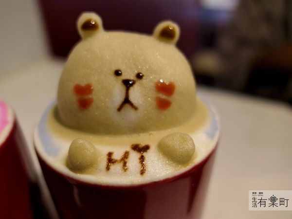 理性與感性咖啡：【桃園平鎮美食】理性&感性Cafe：療癒系美食推薦，多種免費立體拉花，少女下午茶首選，還有鬆餅與熱壓吐司喔