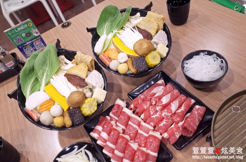 【桃園】半個鍋(桃園八德忠勇店)。年初新開幕 一個人也可以火烤兩吃雙享受! 燒烤、火鍋、 壽喜燒、 清煎 想怎麼玩就怎麼玩