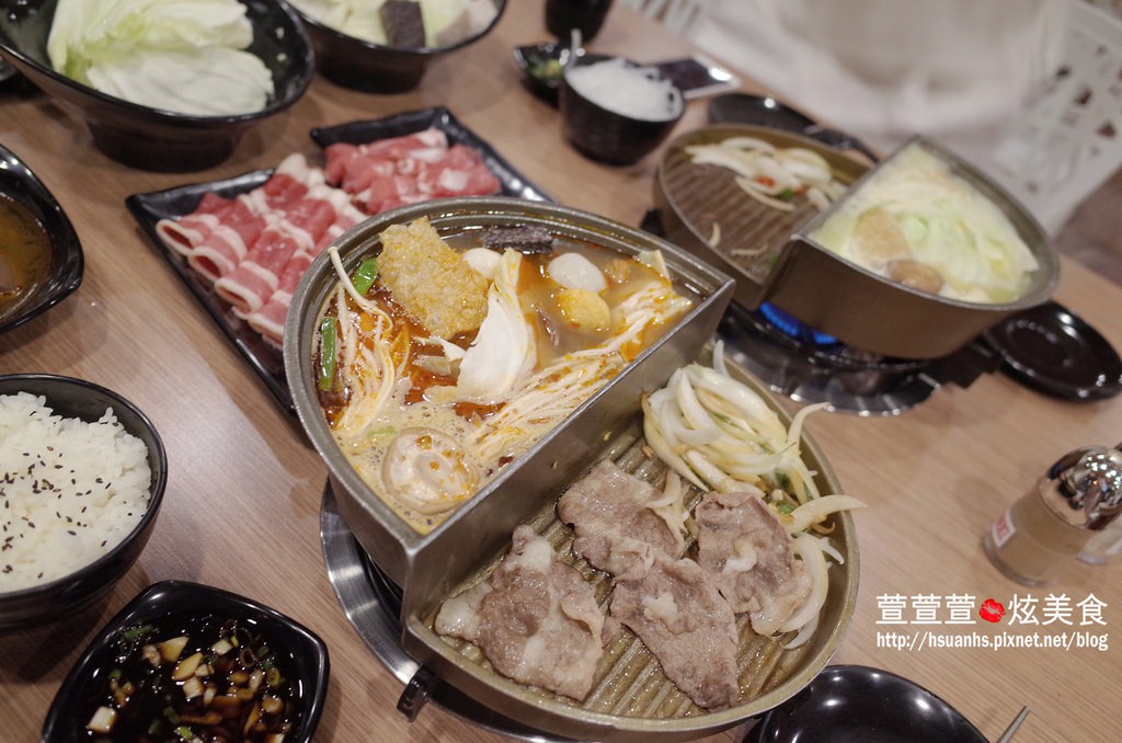 【桃園】半個鍋(桃園八德忠勇店)。年初新開幕 一個人也可以火烤兩吃雙享受! 燒烤、火鍋、 壽喜燒、 清煎 想怎麼玩就怎麼玩