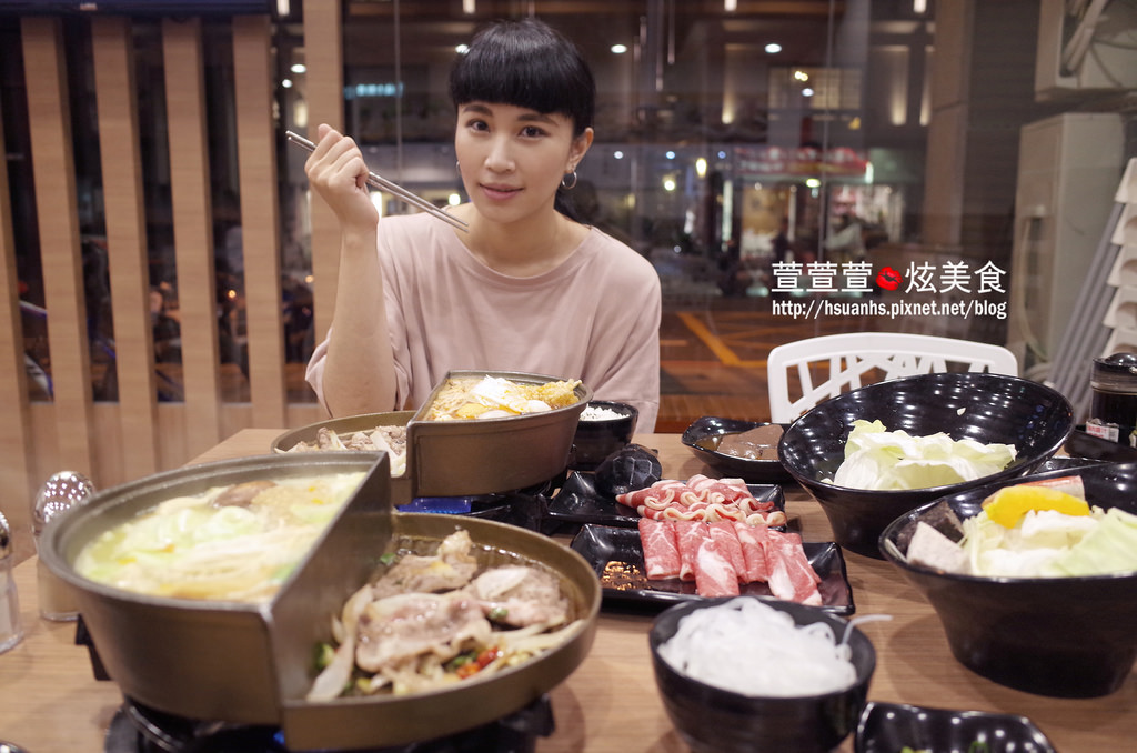 【桃園】半個鍋(桃園八德忠勇店)。年初新開幕 一個人也可以火烤兩吃雙享受! 燒烤、火鍋、 壽喜燒、 清煎 想怎麼玩就怎麼玩