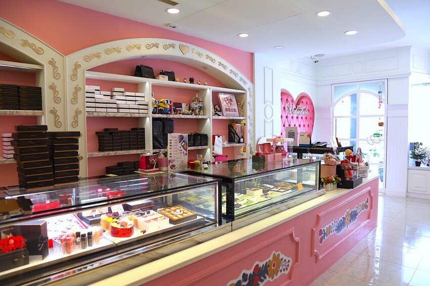 華侖婷娜巧克力：台南在地巧克力品牌.情人節送禮.節慶巧克力禮盒推薦/客製化手作造型巧克力/情人節巧克力禮物推薦 - 進食的巨鼠