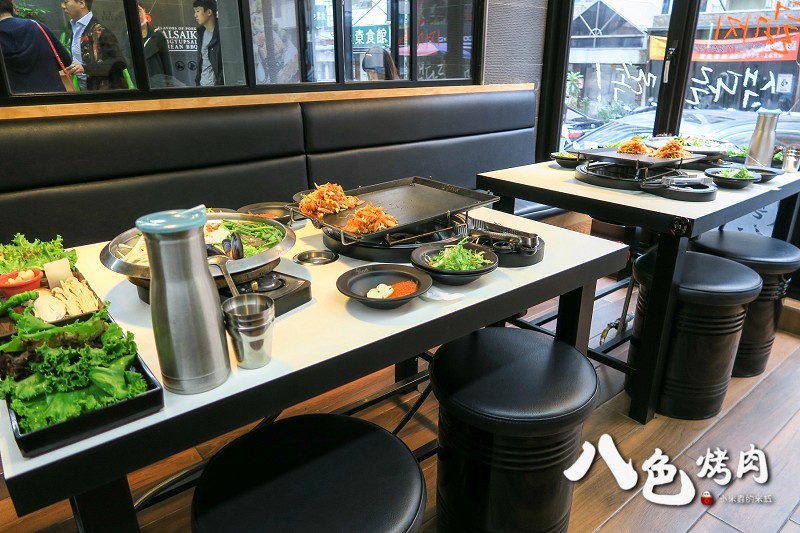 【捷運忠孝敦化站】八色烤肉~南韓必吃美食，台北東區再起~8種口味的燒肉，ㄧ次滿足，起司炒飯也很好吃喔!