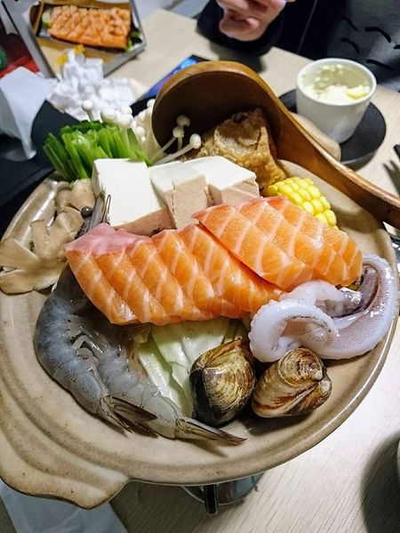 23754841_1695075833857432_3899223630157659046_n