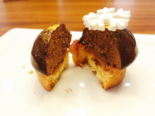 『台北東區複合式精品』HAMA BOUTIQUE 精緻小巧聖誕限定甜點 Dolcetti。用低調奢華的品味妝點自己,優雅地迎接美好的聖誕節吧。