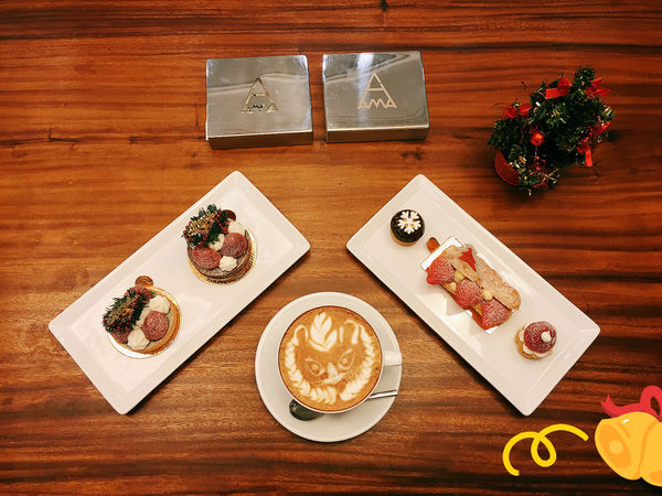 『台北東區複合式精品』HAMA BOUTIQUE 精緻小巧聖誕限定甜點 Dolcetti。用低調奢華的品味妝點自己,優雅地迎接美好的聖誕節吧。