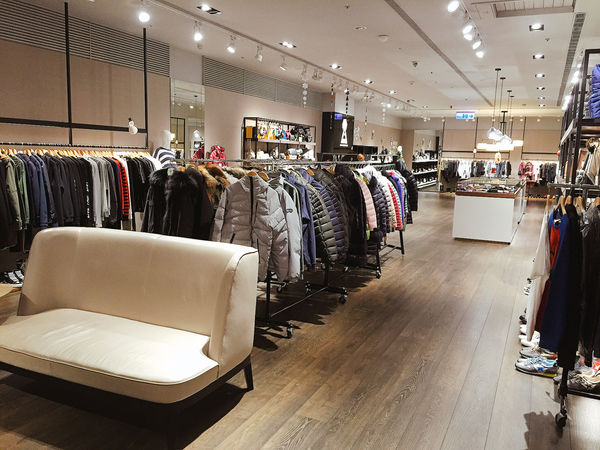 『台北東區複合式精品』HAMA BOUTIQUE 精緻小巧聖誕限定甜點 Dolcetti。用低調奢華的品味妝點自己,優雅地迎接美好的聖誕節吧。