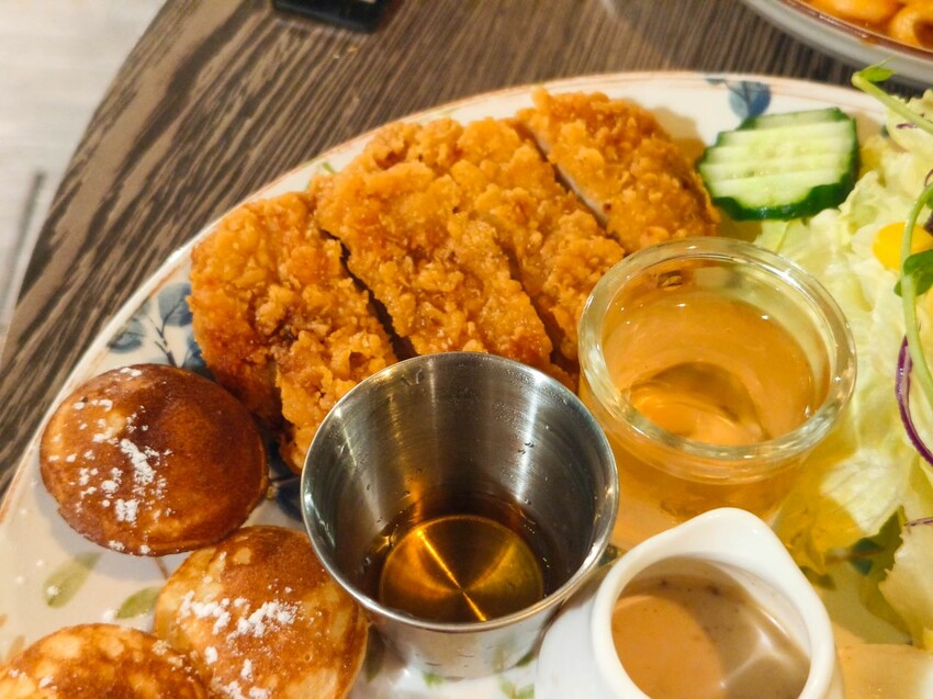 鄰近三重國小站巷弄內的早午餐~