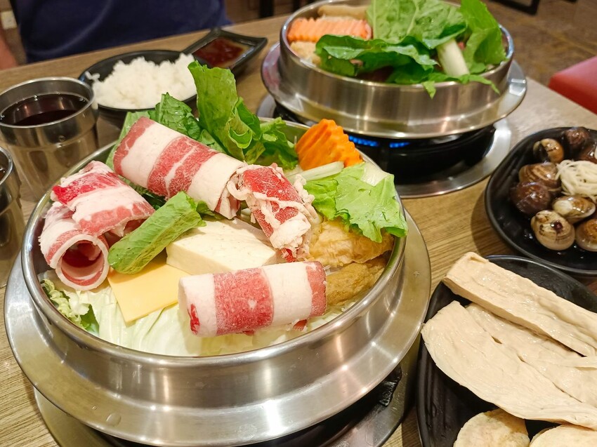 鄰近三重國小站巷弄內的早午餐~