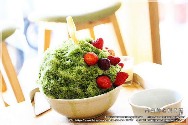 冰屋:【高雄】前鎮區。冰屋《期間限定.每日限量》小山園聖誕樹 vs. 美人傾城 冰屋:【高雄】前鎮區。冰屋《期間限定.每日限量》小山園聖誕樹 vs. 美人傾城