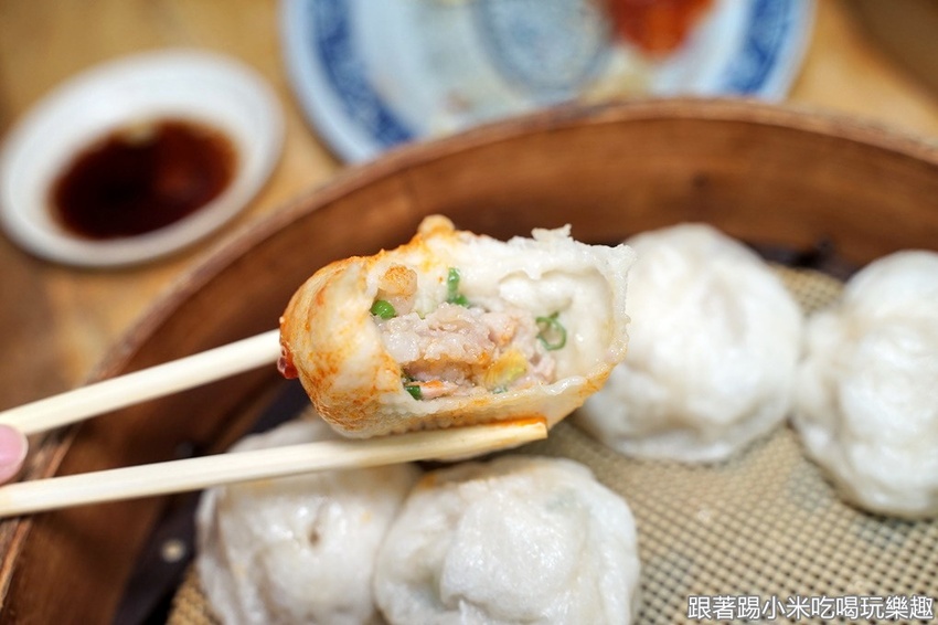 新竹關東市場人氣爆棚小籠包排隊美食！