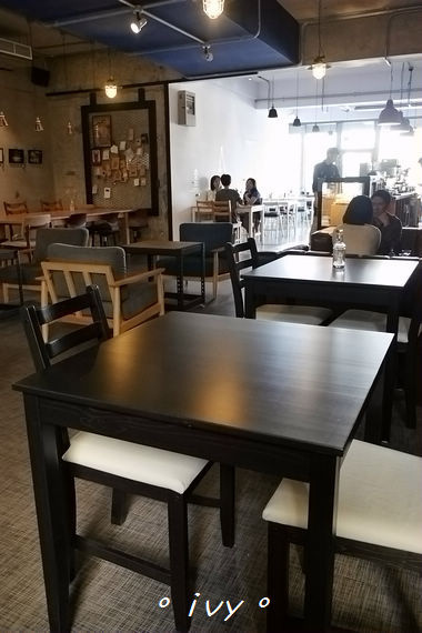 續日：♡ 新竹食 ♡ 續日咖啡。人文極簡的超人氣咖啡館