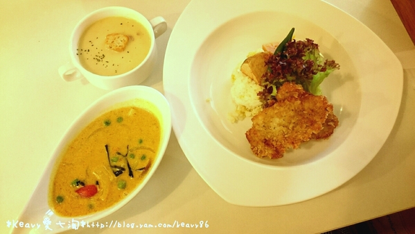 ★高雄前鎮★【白雪公主異國咖哩(瑞隆店)】