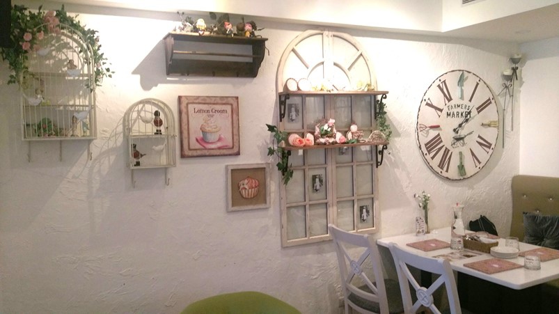 【板橋美食】Oyami板橋新埔店，放鬆聊八卦好去處（下午茶、義大利麵、鬆餅）