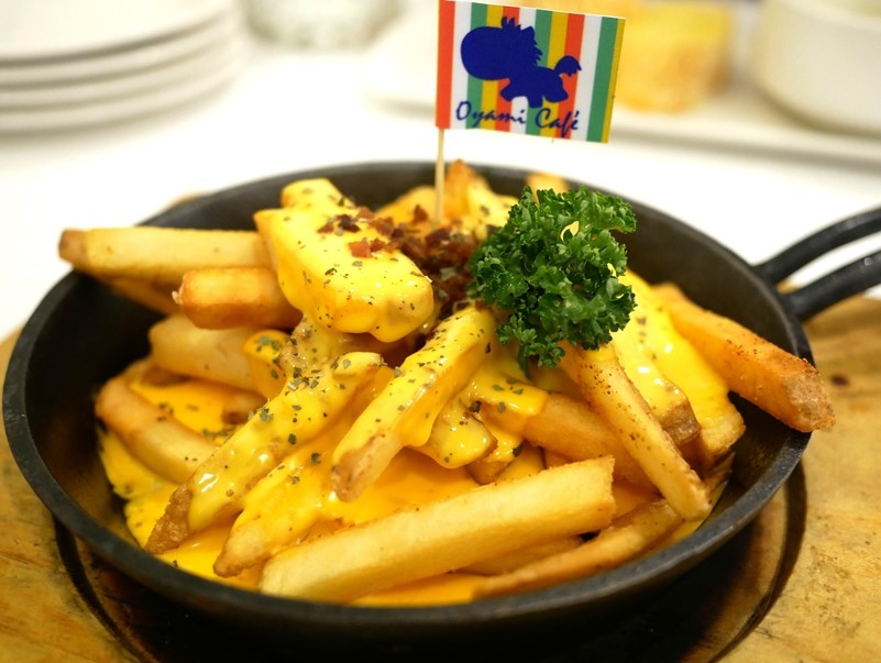 【板橋美食】Oyami板橋新埔店，放鬆聊八卦好去處（下午茶、義大利麵、鬆餅）