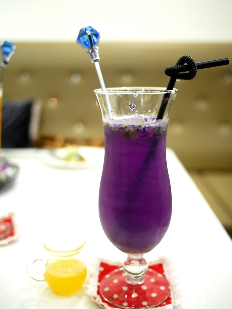 【板橋美食】Oyami板橋新埔店，放鬆聊八卦好去處（下午茶、義大利麵、鬆餅）