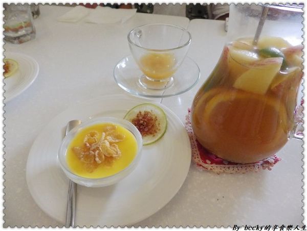 <捷運新埔站>板橋下午茶/義大利麵/鬆餅/捷運新埔站/童話世界/IG拍照好地方/ Oyami café/甜點