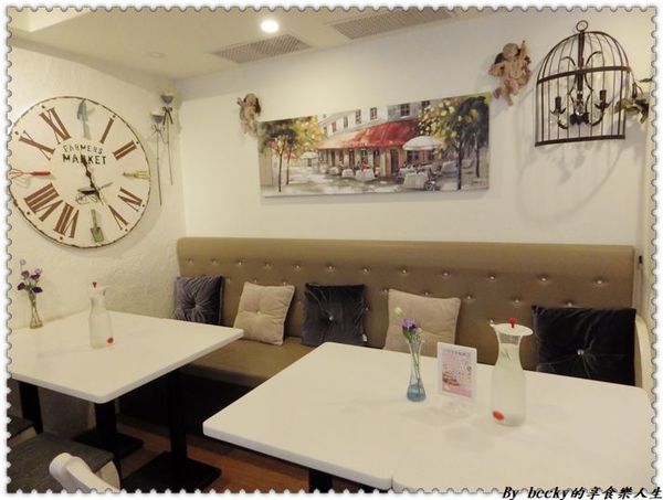 <捷運新埔站>板橋下午茶/義大利麵/鬆餅/捷運新埔站/童話世界/IG拍照好地方/ Oyami café/甜點