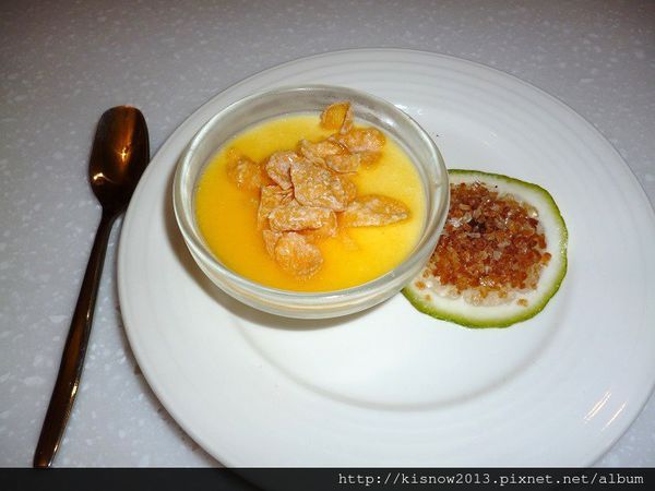 Oyami cafe(板橋店)：沈浸在浪漫城堡,提供下午茶,鬆餅,義大利麵--板橋美食捷運新埔站Oyami Caf'e体驗心得