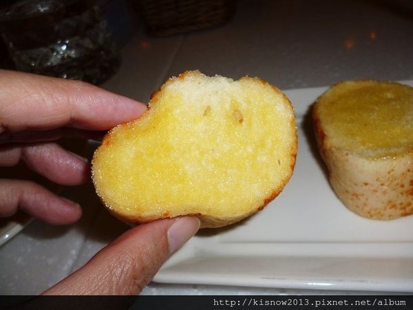 Oyami cafe(板橋店)：沈浸在浪漫城堡,提供下午茶,鬆餅,義大利麵--板橋美食捷運新埔站Oyami Caf'e体驗心得