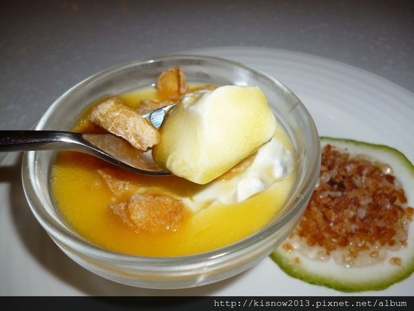 Oyami cafe(板橋店)：沈浸在浪漫城堡,提供下午茶,鬆餅,義大利麵--板橋美食捷運新埔站Oyami Caf'e体驗心得