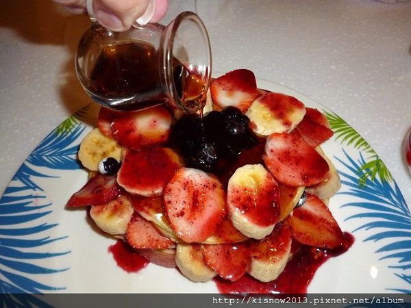 Oyami cafe(板橋店)：沈浸在浪漫城堡,提供下午茶,鬆餅,義大利麵--板橋美食捷運新埔站Oyami Caf'e体驗心得