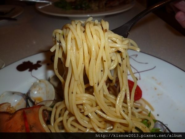 Oyami cafe(板橋店)：沈浸在浪漫城堡,提供下午茶,鬆餅,義大利麵--板橋美食捷運新埔站Oyami Caf'e体驗心得