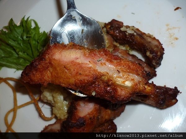 Oyami cafe(板橋店)：沈浸在浪漫城堡,提供下午茶,鬆餅,義大利麵--板橋美食捷運新埔站Oyami Caf'e体驗心得