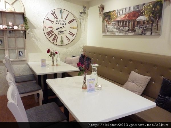 Oyami cafe(板橋店)：沈浸在浪漫城堡,提供下午茶,鬆餅,義大利麵--板橋美食捷運新埔站Oyami Caf'e体驗心得