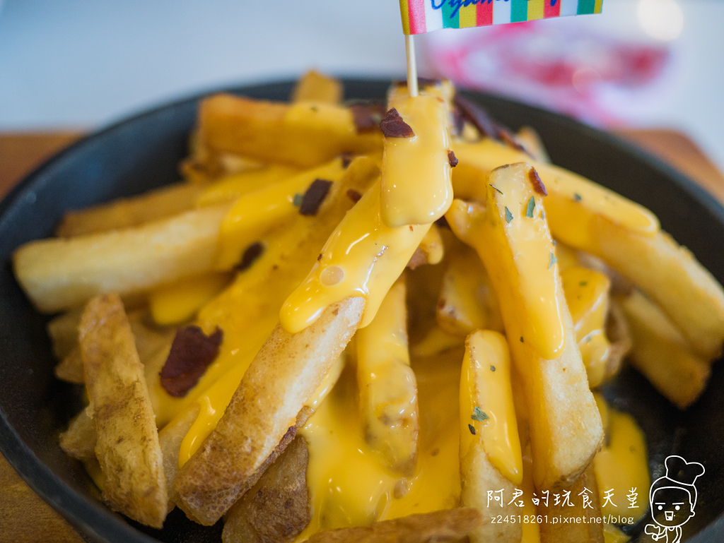 【新北】OyamiCafe(新埔店)｜超豪華夏威夷鬆餅｜令人少女心爆發的夢幻餐廳