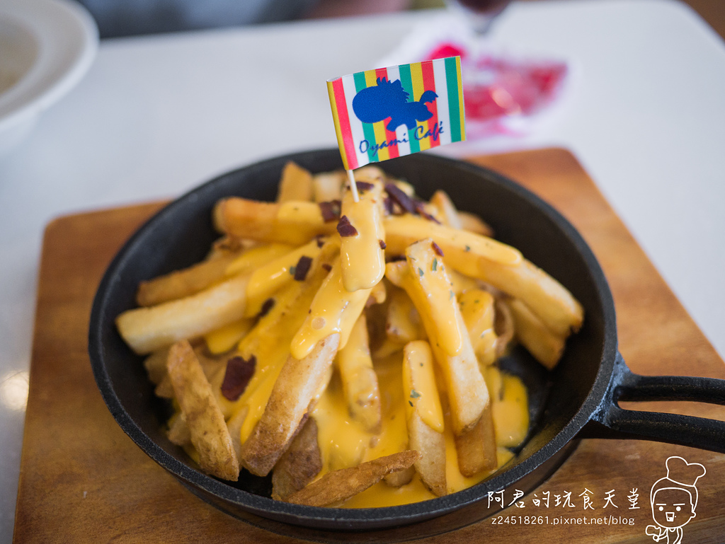 【新北】OyamiCafe(新埔店)｜超豪華夏威夷鬆餅｜令人少女心爆發的夢幻餐廳