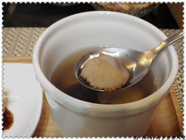 <三重美食>台北三重 / 昕圃活力自然餐館 / 素食餐廳/養生蔬食/手工美味養生餐點