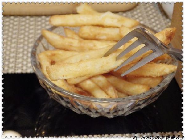 <三重美食>台北三重 / 昕圃活力自然餐館 / 素食餐廳/養生蔬食/手工美味養生餐點