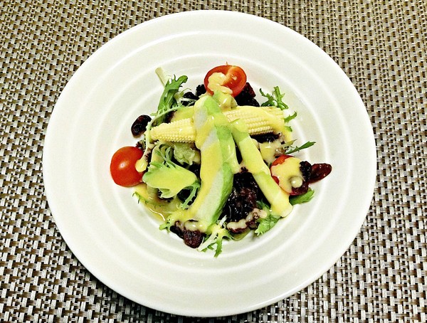 昕圃活力蔬食餐廳：昕圃活力自然餐館