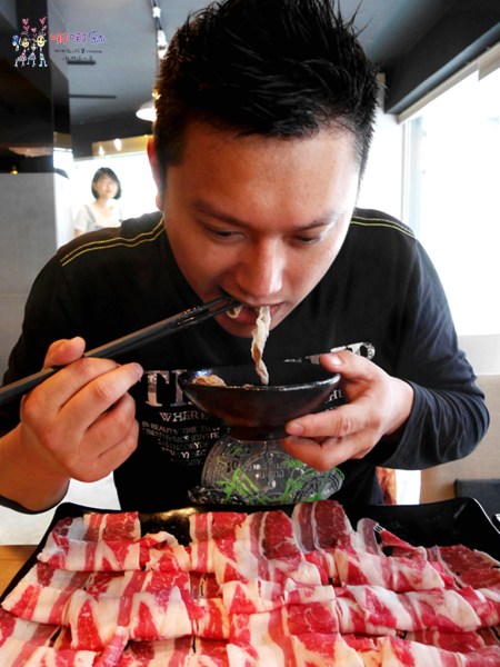 台北美食,火鍋,大份量,國父紀念館,東區