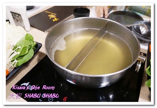 大初SHABU SHABU:國父紀念館站涮涮鍋.趕流行之餘,真材實料的不同美食選擇──大初 SHABU SHABU