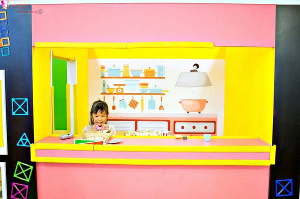 遊戲愛樂園-四季公園草衙道店:高雄遊樂園推薦︱遊戲愛樂園 放暑假!我要當海賊王!五大遊樂區,嗨翻一整個夏天!! 遊戲愛樂園-四季公園草衙道店:高雄遊樂園推薦︱遊戲愛樂園 放暑假!我要當海賊王!五大遊樂區,嗨翻一整個夏天!!