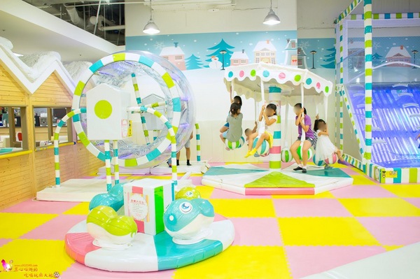 遊戲愛樂園-四季公園草衙道店:高雄遊樂園推薦︱遊戲愛樂園 放暑假!我要當海賊王!五大遊樂區,嗨翻一整個夏天!! 遊戲愛樂園-四季公園草衙道店:高雄遊樂園推薦︱遊戲愛樂園 放暑假!我要當海賊王!五大遊樂區,嗨翻一整個夏天!!