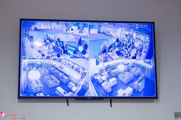 遊戲愛樂園-四季公園草衙道店:高雄遊樂園推薦︱遊戲愛樂園 放暑假!我要當海賊王!五大遊樂區,嗨翻一整個夏天!! 遊戲愛樂園-四季公園草衙道店:高雄遊樂園推薦︱遊戲愛樂園 放暑假!我要當海賊王!五大遊樂區,嗨翻一整個夏天!!