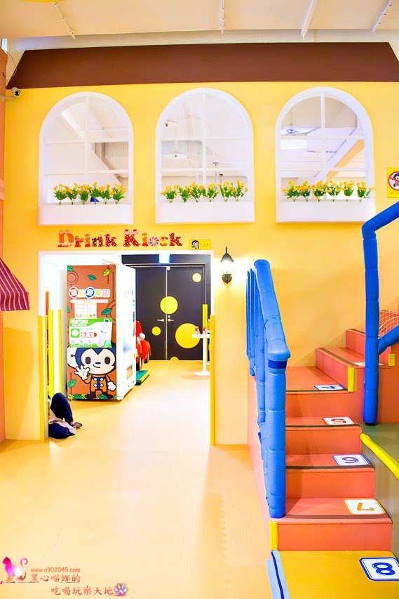 遊戲愛樂園-四季公園草衙道店:高雄遊樂園推薦︱遊戲愛樂園 放暑假!我要當海賊王!五大遊樂區,嗨翻一整個夏天!! 遊戲愛樂園-四季公園草衙道店:高雄遊樂園推薦︱遊戲愛樂園 放暑假!我要當海賊王!五大遊樂區,嗨翻一整個夏天!!