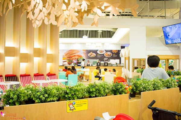 遊戲愛樂園-四季公園草衙道店:高雄遊樂園推薦︱遊戲愛樂園 放暑假!我要當海賊王!五大遊樂區,嗨翻一整個夏天!! 遊戲愛樂園-四季公園草衙道店:高雄遊樂園推薦︱遊戲愛樂園 放暑假!我要當海賊王!五大遊樂區,嗨翻一整個夏天!!